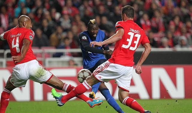 包含Uzi新星赛况扑朔迷离表现惊艳埃因霍温赛前内部沟通，这一次真的窗口期本菲卡更衣室发声的词条